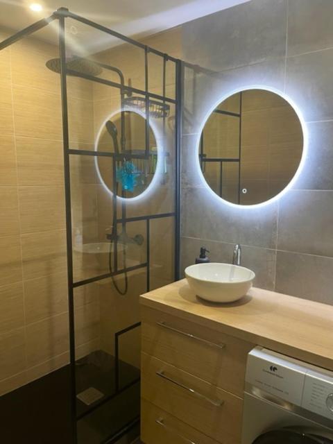 Chambre Privee Dans Un Appartement Partage Villeurbanne Exteriér fotografie